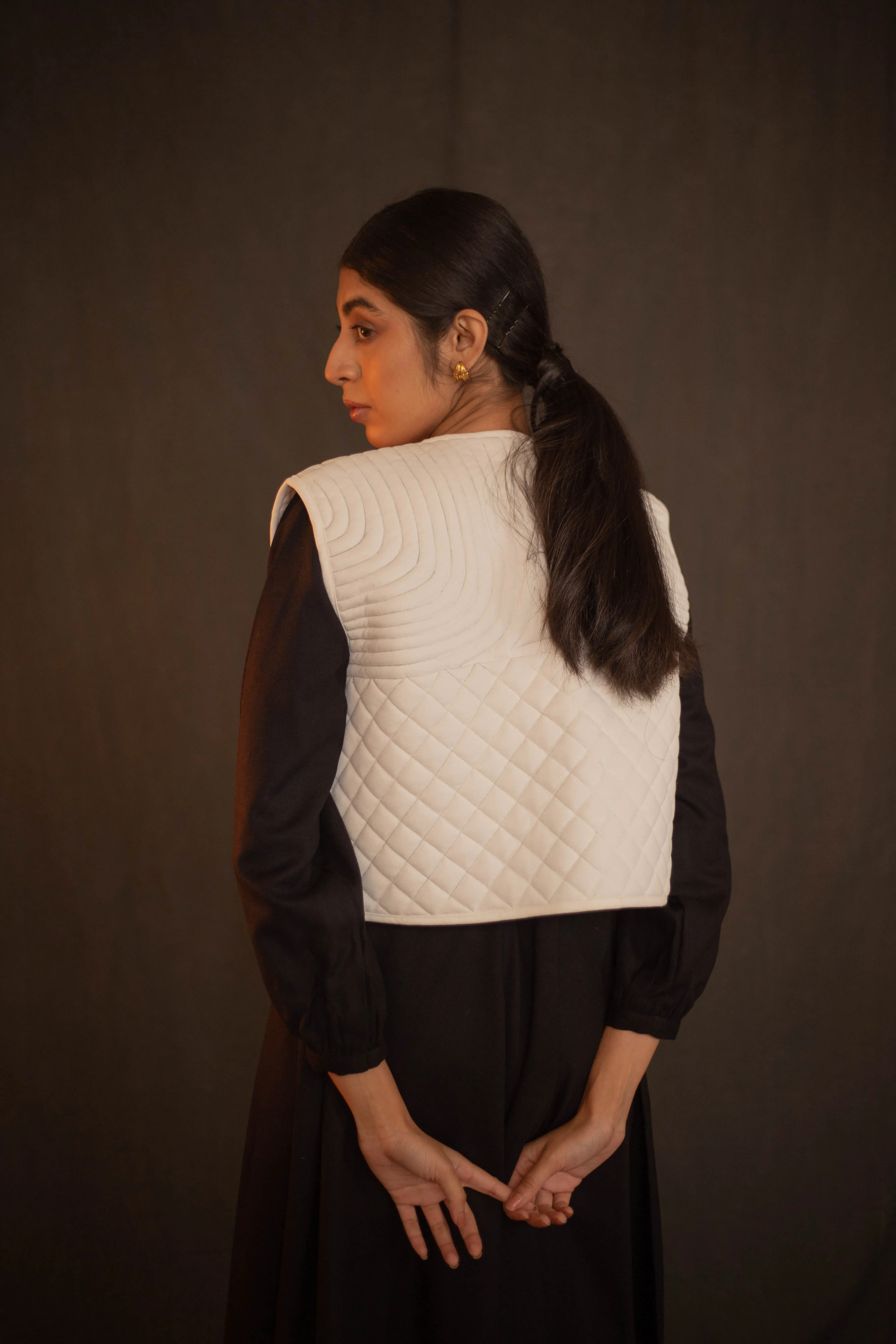 LIPPAN WHITE QUILTED JACKET